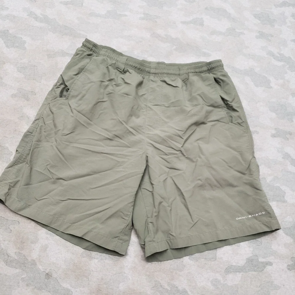 Columbia PFG Shorts Mens Medium Green Omni-Shade Drawstring Fishing Hiking Camp